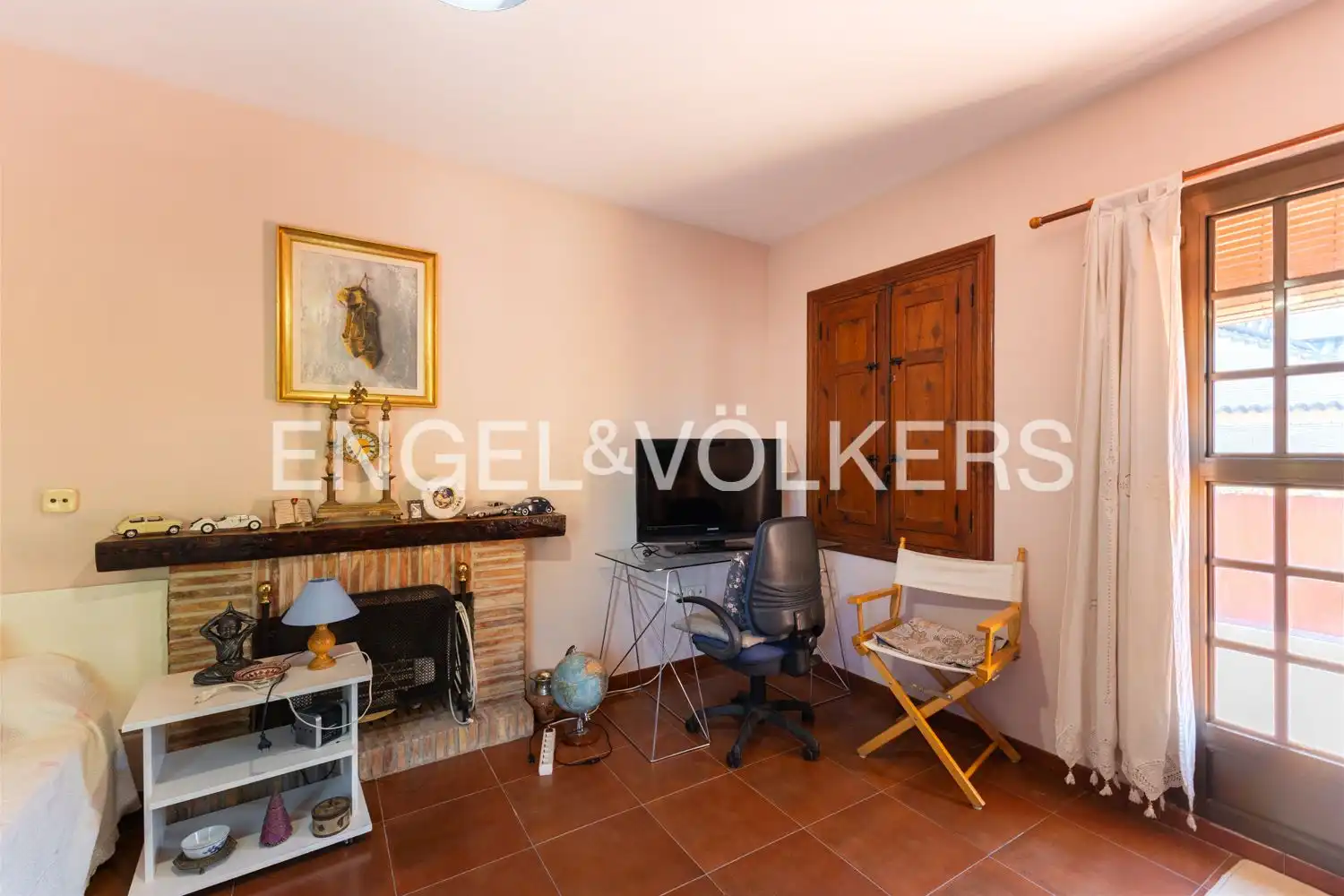 Sala de estar de Casa o chalet en venta en Paterna con Aire acondicionado, Calefacción y Jardín privado