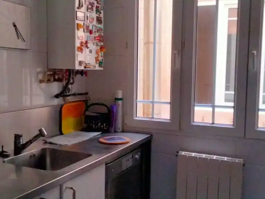 Küche von Wohnung zur Miete in  Pamplona / Iruña mit Balkon