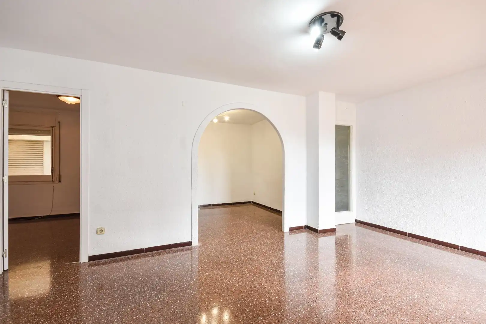 Flat with terrace for sale in Calle Roca i Roca, imagen 12