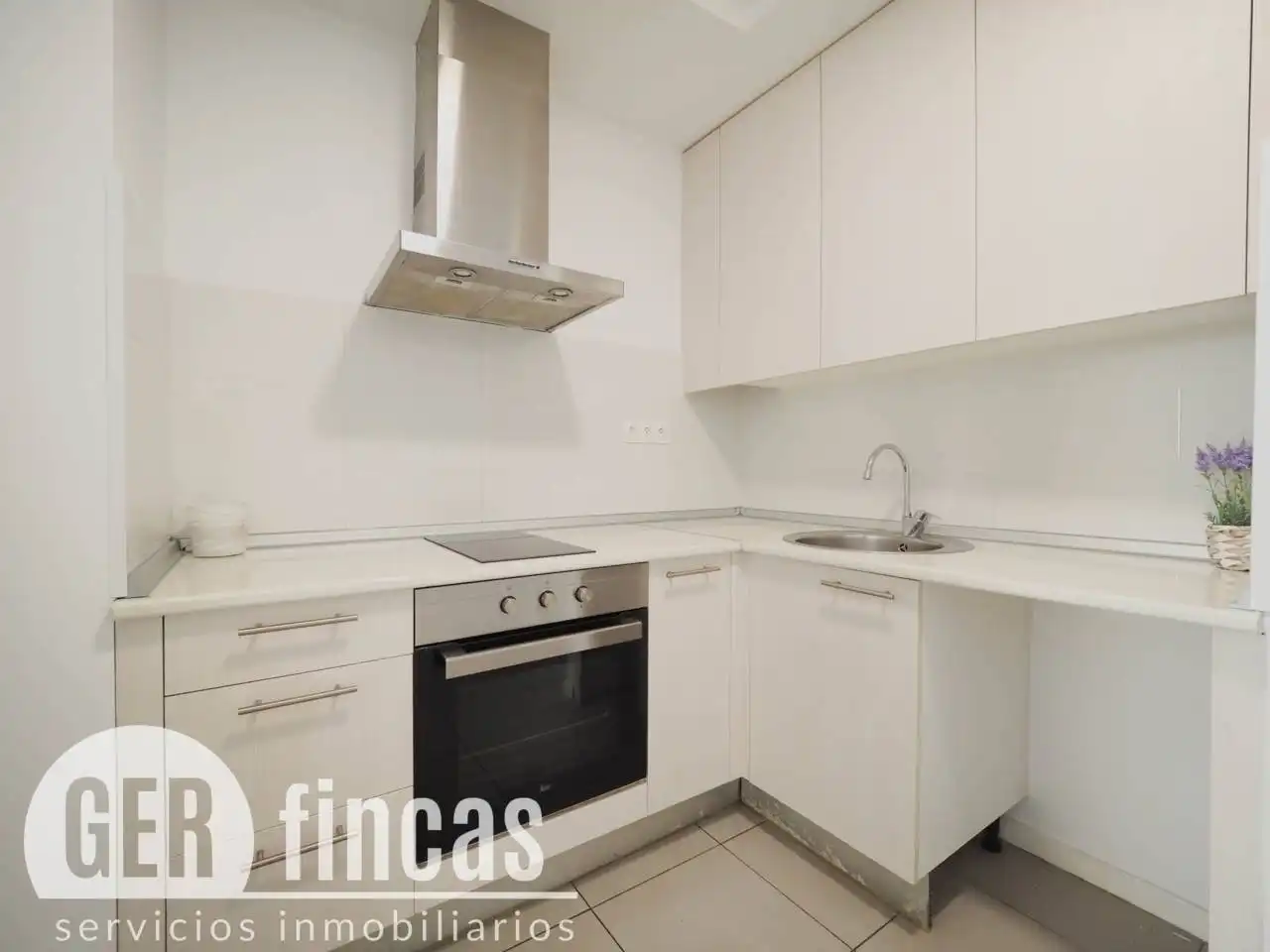 Flat with lift for sale in Calle Segòvia, imagen 12
