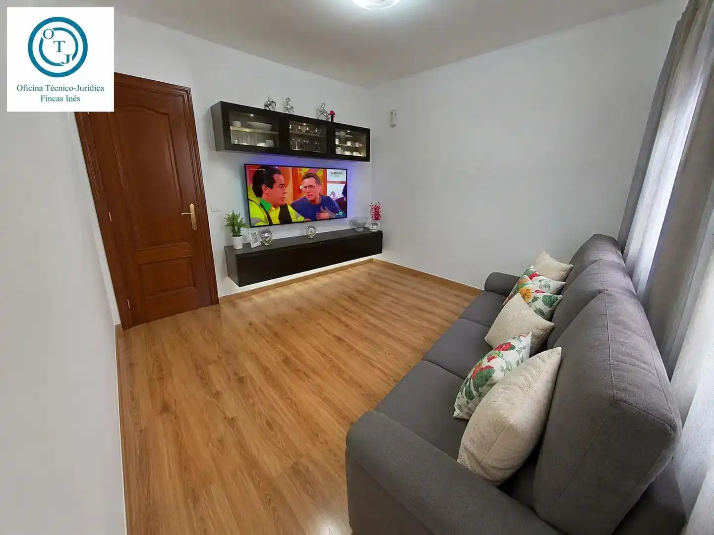 Living room of Flat for sale in Mollet del Vallès  with Air Conditioner, Heating and Furnished