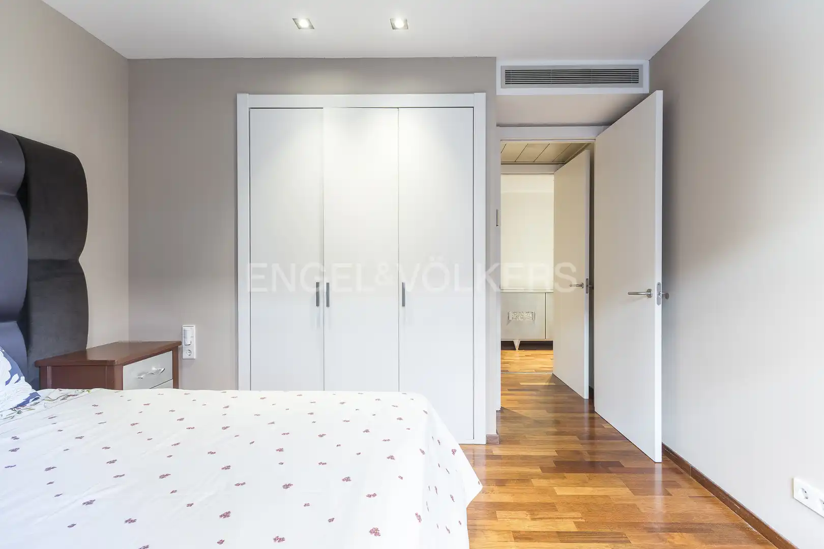 Habitación de Piso de alquiler en Barcelona con Aire acondicionado, Calefacción y Jardín privado