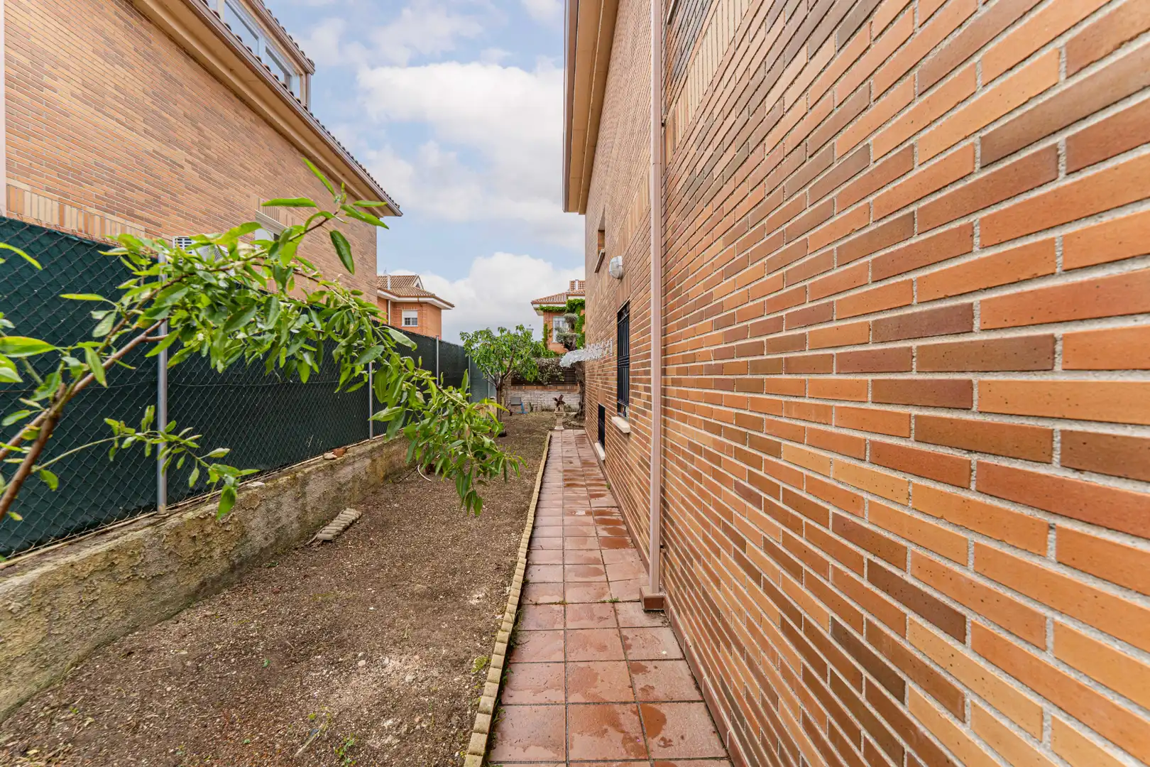 Jardí de Casa o xalet en venda en Serranillos del Valle amb Aire condicionat, Calefacció i Jardí privat