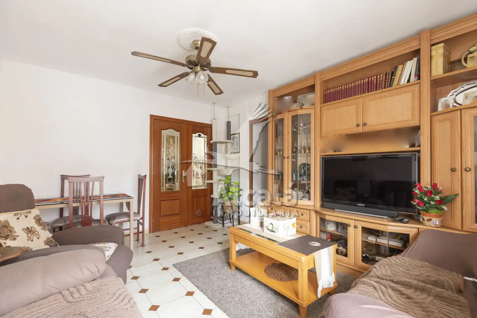 Sala de estar de Piso en venta en Alcalá de Henares con Calefacción, Terraza y Trastero
