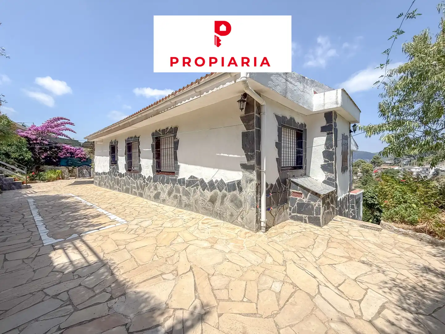 Vista exterior de Casa o chalet en venta en Vallirana con Calefacción, Jardín privado y Terraza