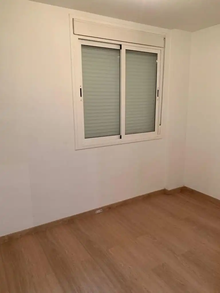 Habitación de Piso en venta en Melilla con Aire acondicionado