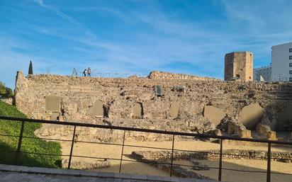 Vista exterior de Edifici en venda en  Tarragona Capital