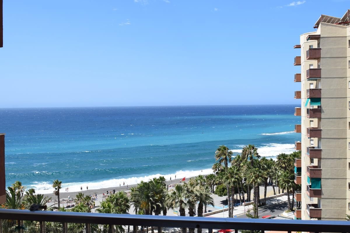 Bedroom of Apartment to rent in Almuñécar  with Air Conditioner, Terrace and Furnished