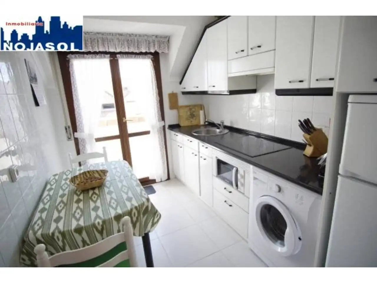 Küche von Dachboden zur Miete in Noja mit Heizung, Terrasse und Möbliert