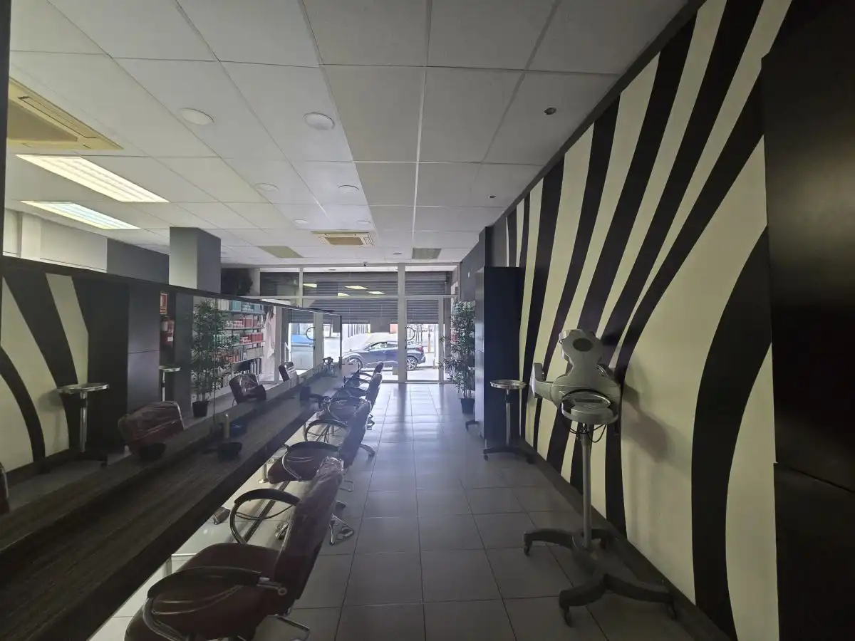 Business premises for sale in corro, imagen 5