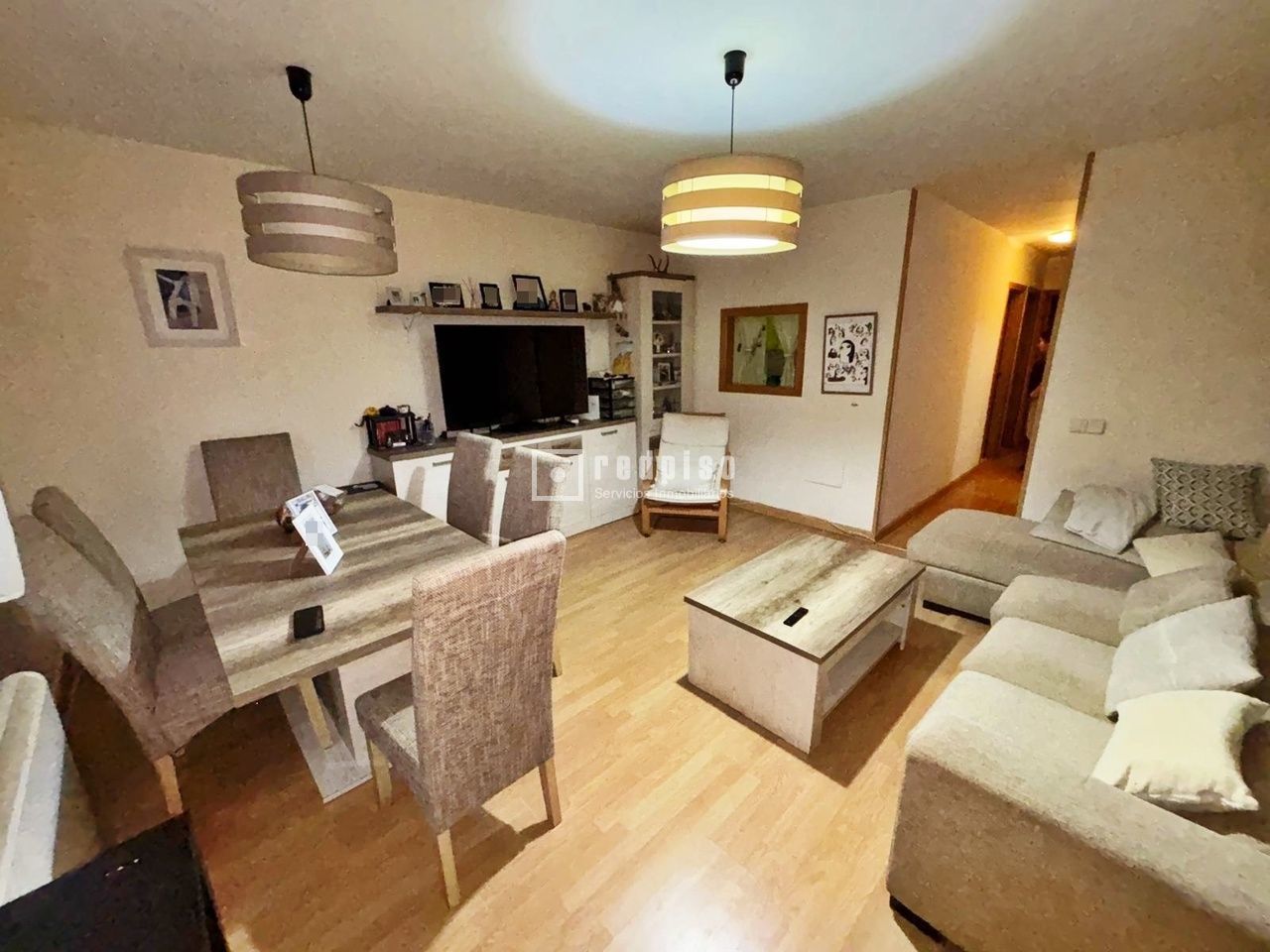 Sala d'estar de Pis en venda en Valdeaveruelo amb Calefacció