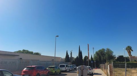 Solar para construcción de dos viviendas unifamiliares en zona de La Seda