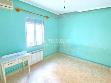 Flat with lift for sale in Carabanchel