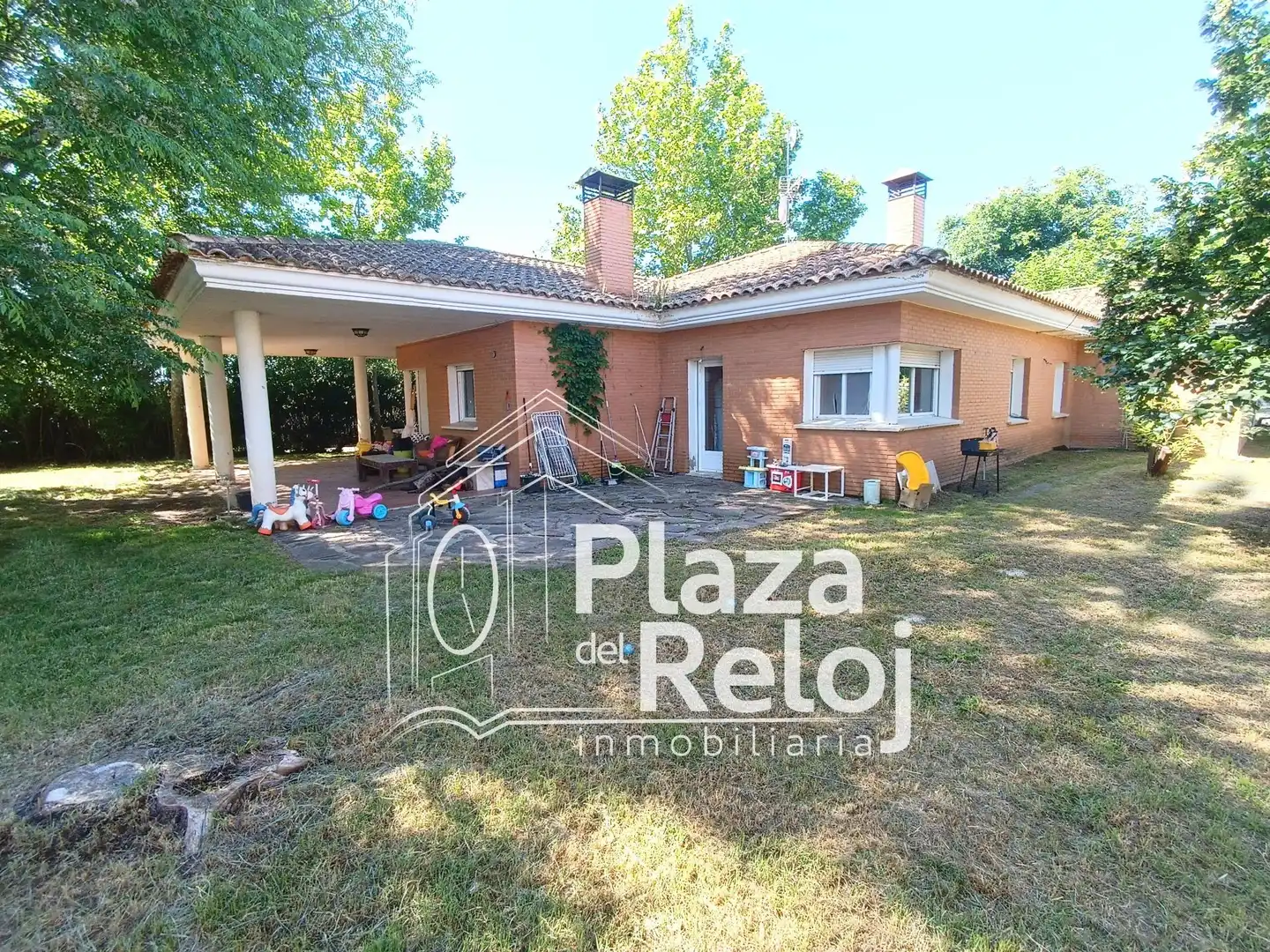 Casa o chalet en venta en Cazalegas con Calefacción, Jardín privado y Piscina