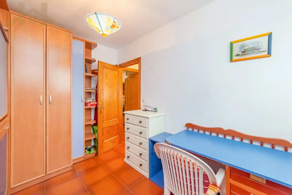 Dormitori de Casa o xalet en venda en Miraflores de la Sierra amb Calefacció, Jardí privat i Terrassa