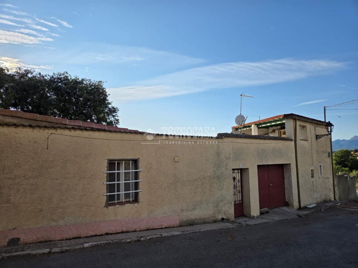Vista exterior de Casa o xalet en venda en  Huesca Capital amb Calefacció
