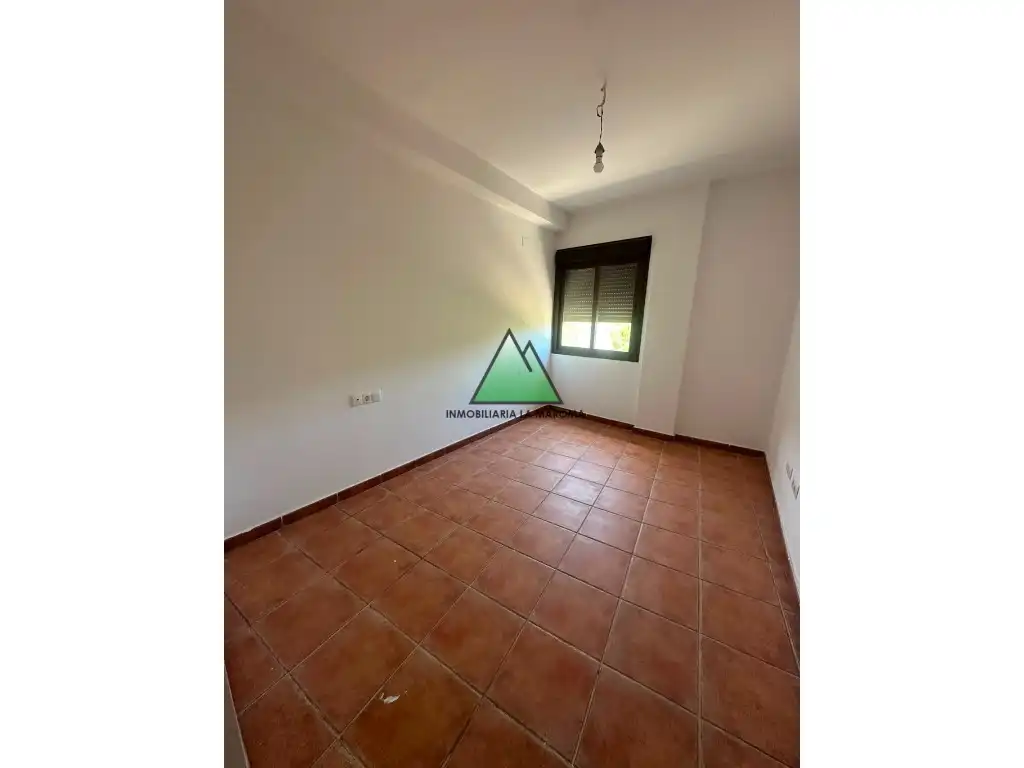 Dormitori de Pis en venda en Alcaucín