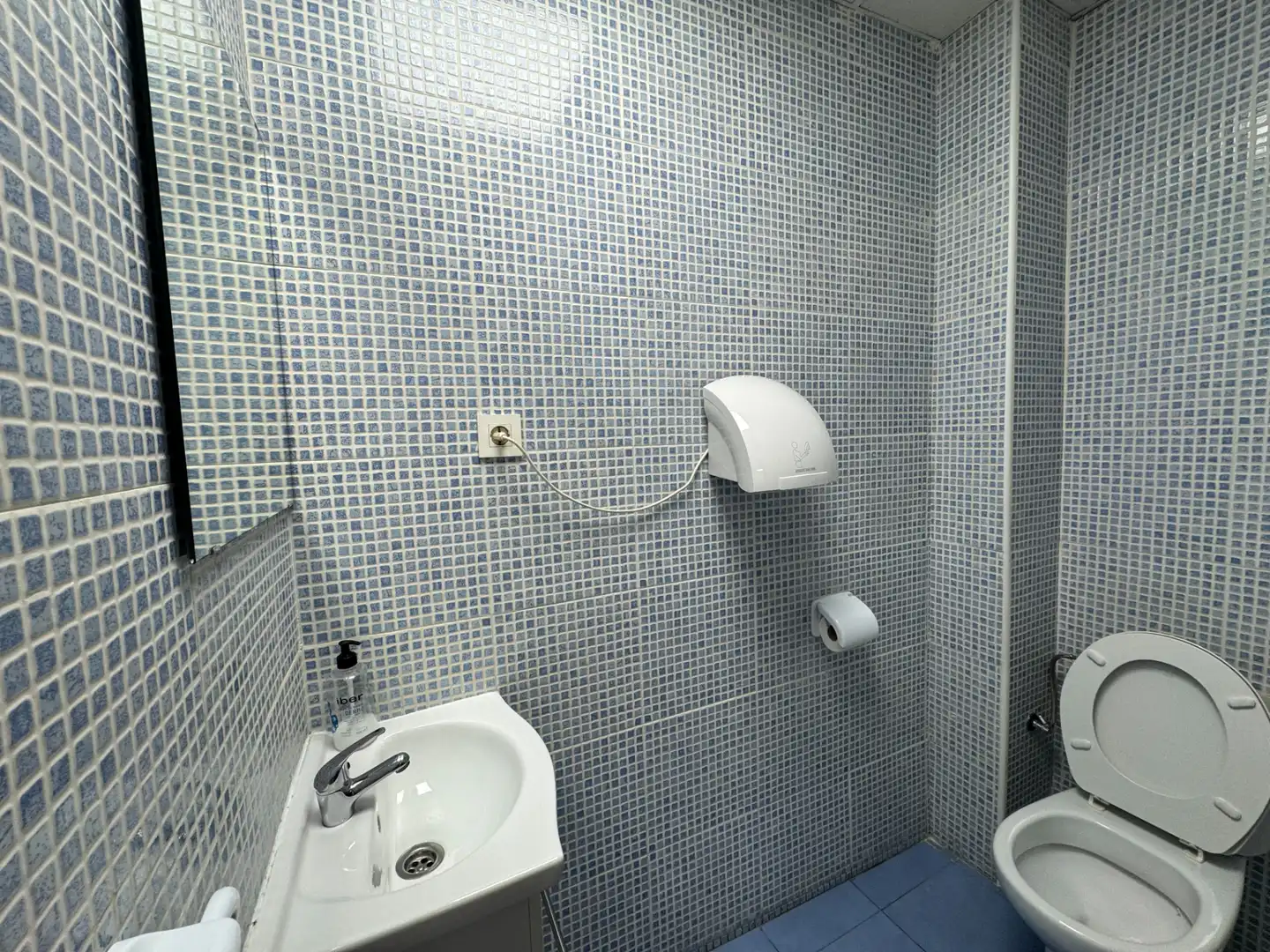 Local comercial en venda a Calle Emilia Ballester, imagen 4