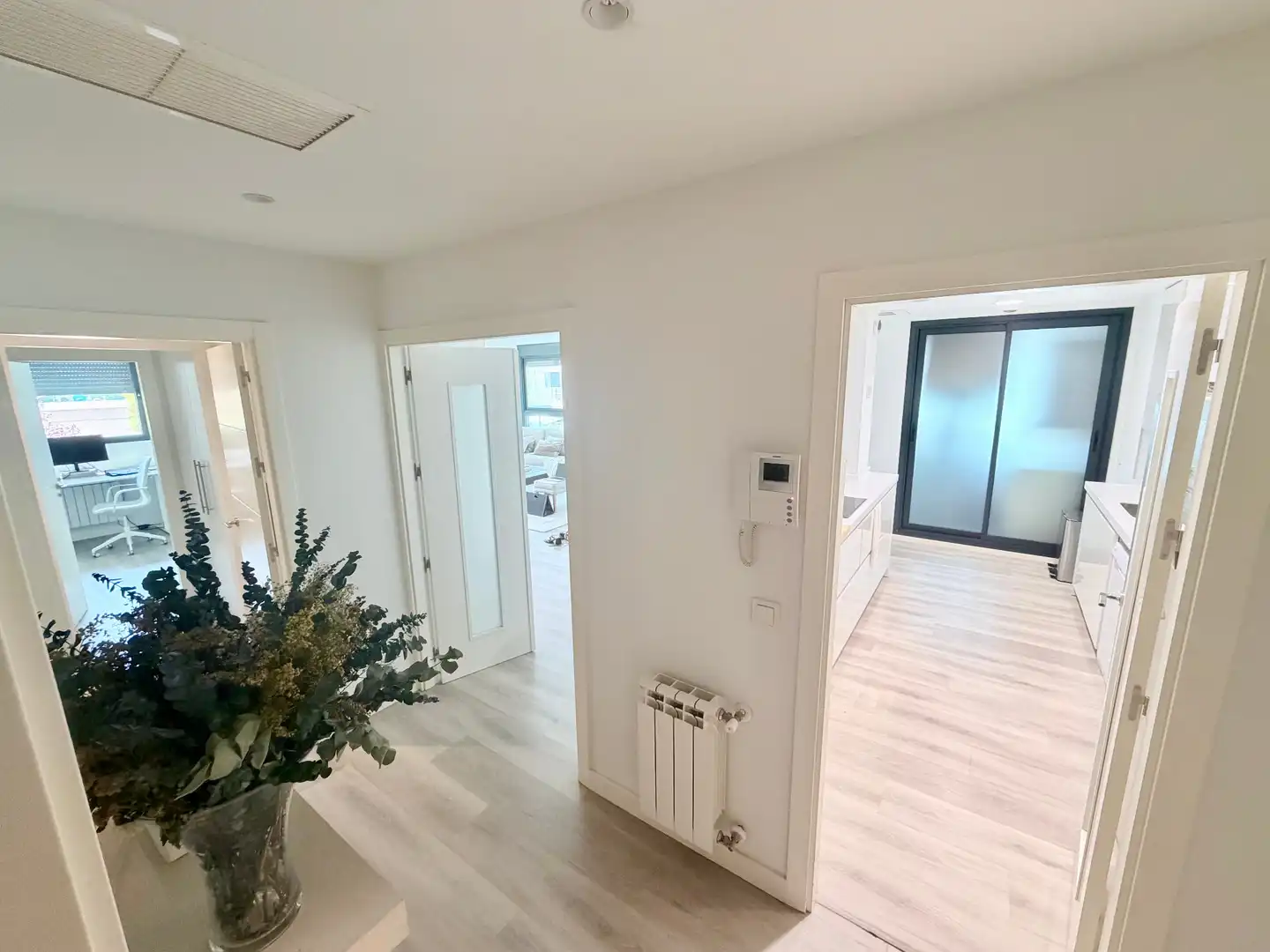 Wohnung zur Miete in La Moraleja mit Klimaanlage, Heizung und Parkett