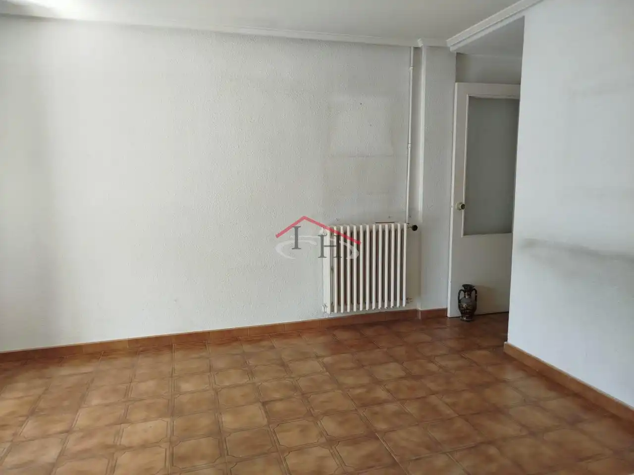 Sala de estar de Piso en venta en León Capital  con Calefacción, Terraza y Trastero
