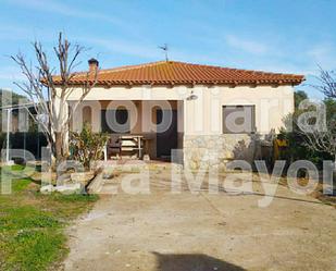 Exterior view of House or chalet for sale in Calvarrasa de Arriba