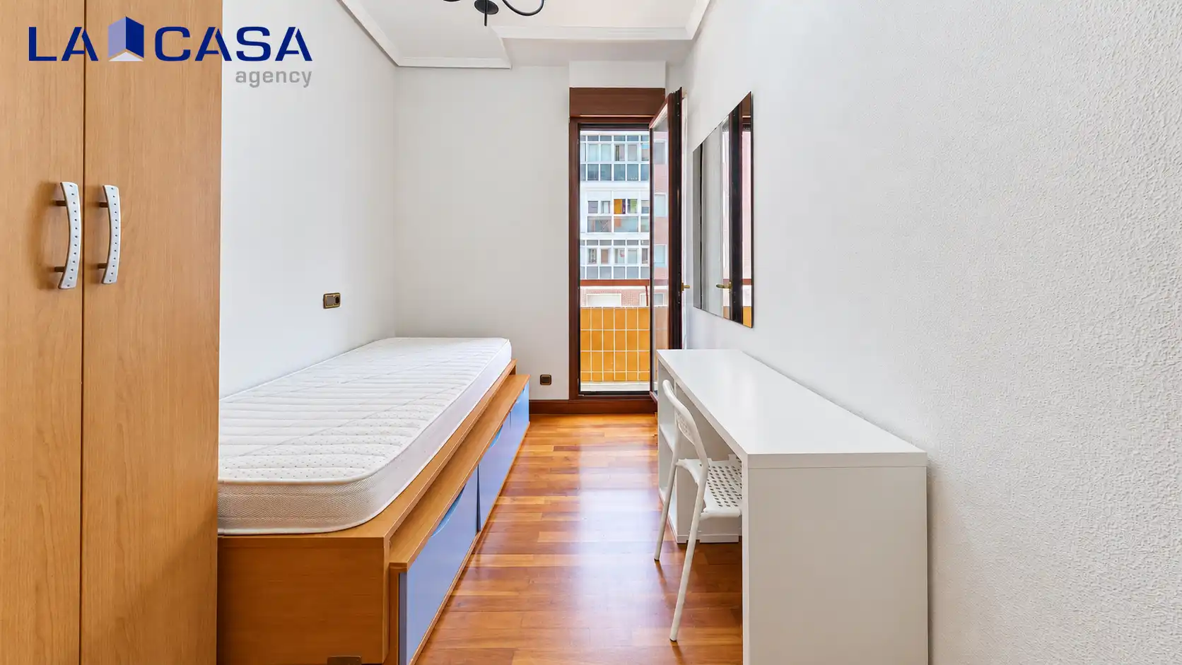 Habitación de Piso en venta en Erandio con Calefacción y Balcón