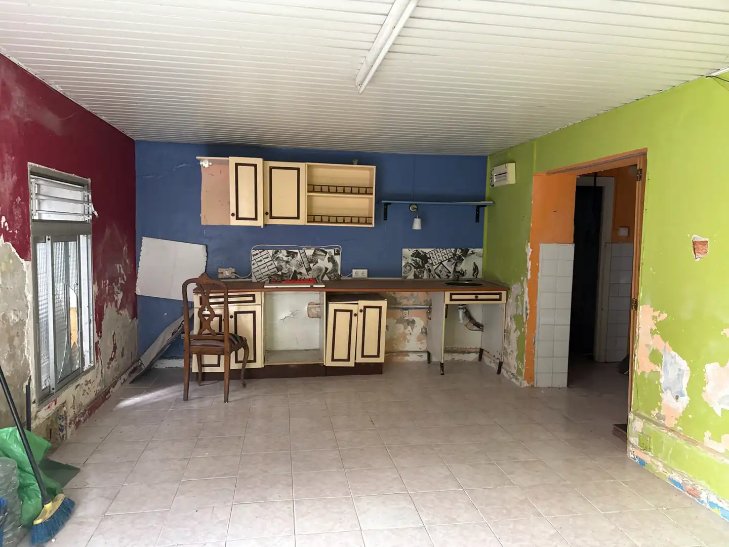 Cocina de Local en venta en Santander