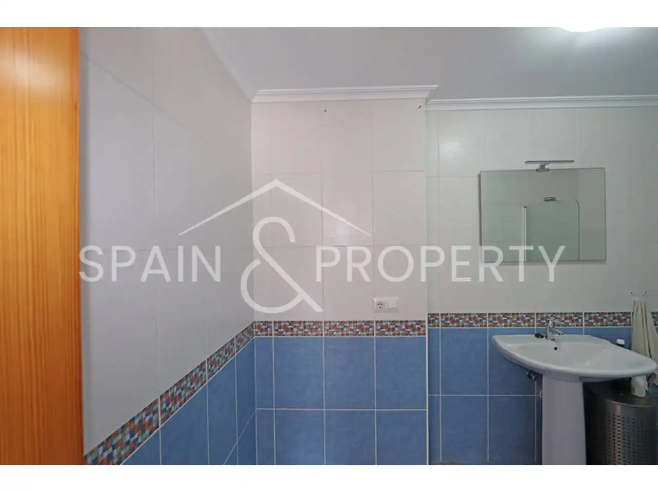 Baño de Casa adosada en venta en Montroi / Montroy