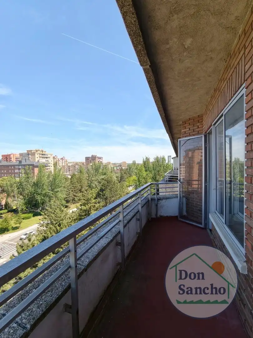 Terraza de Piso en venta en Valladolid con Calefacción, Terraza y Trastero
