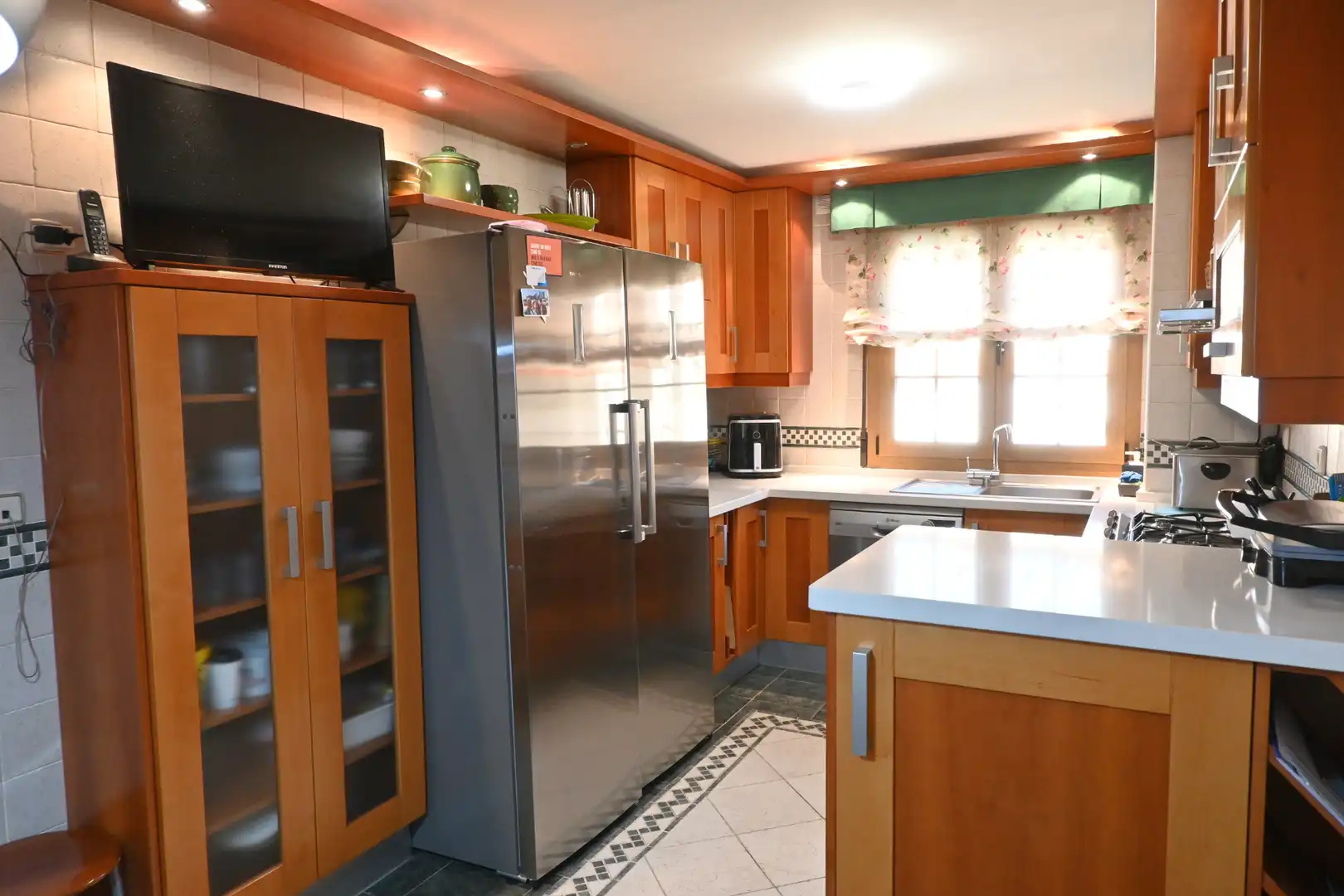 Cocina de Casa adosada en venta en Las Gabias con Aire acondicionado, Calefacción y Terraza