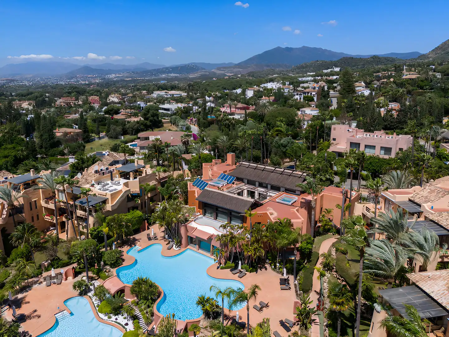 Apartament amb piscina en venda a Milla de Oro, imagen 4