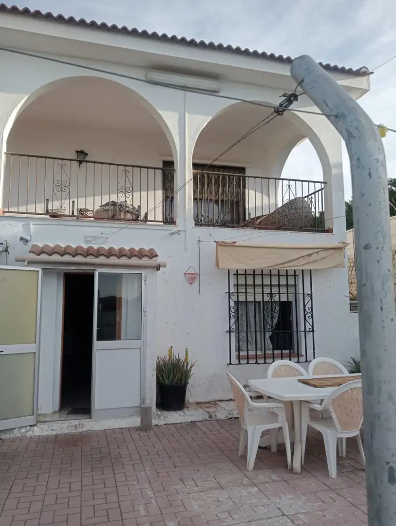Vista exterior de Casa o chalet en venta en Alhaurín de la Torre