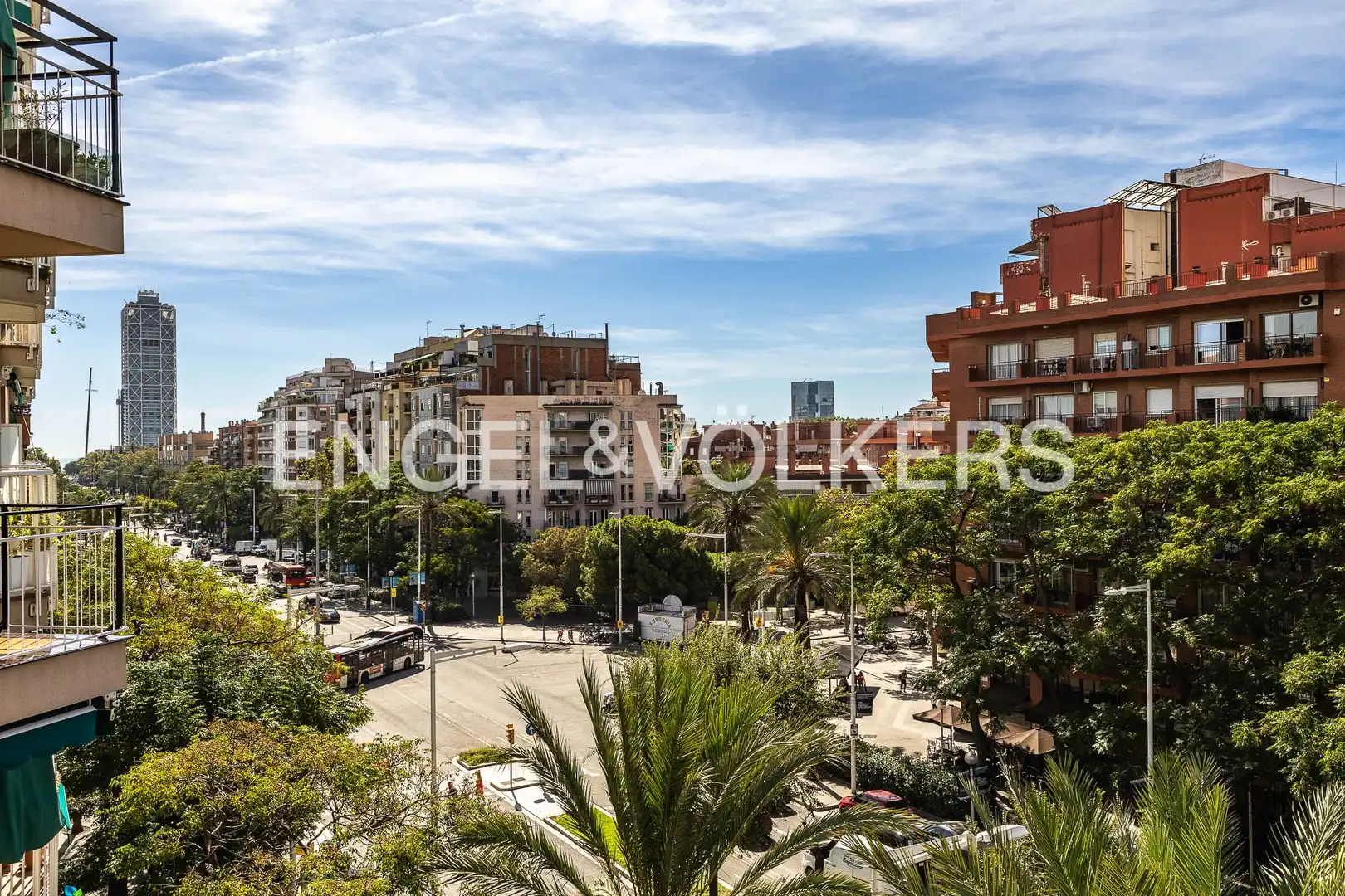 Vista exterior de Piso en venta en Barcelona con Aire acondicionado, Calefacción y Balcón