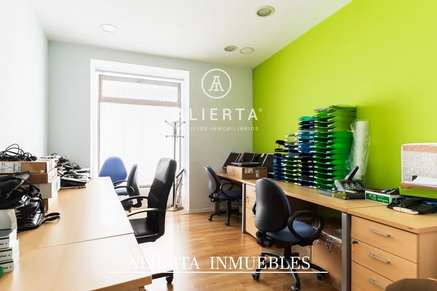 Oficina de alquiler en del Coso, La Magdalena