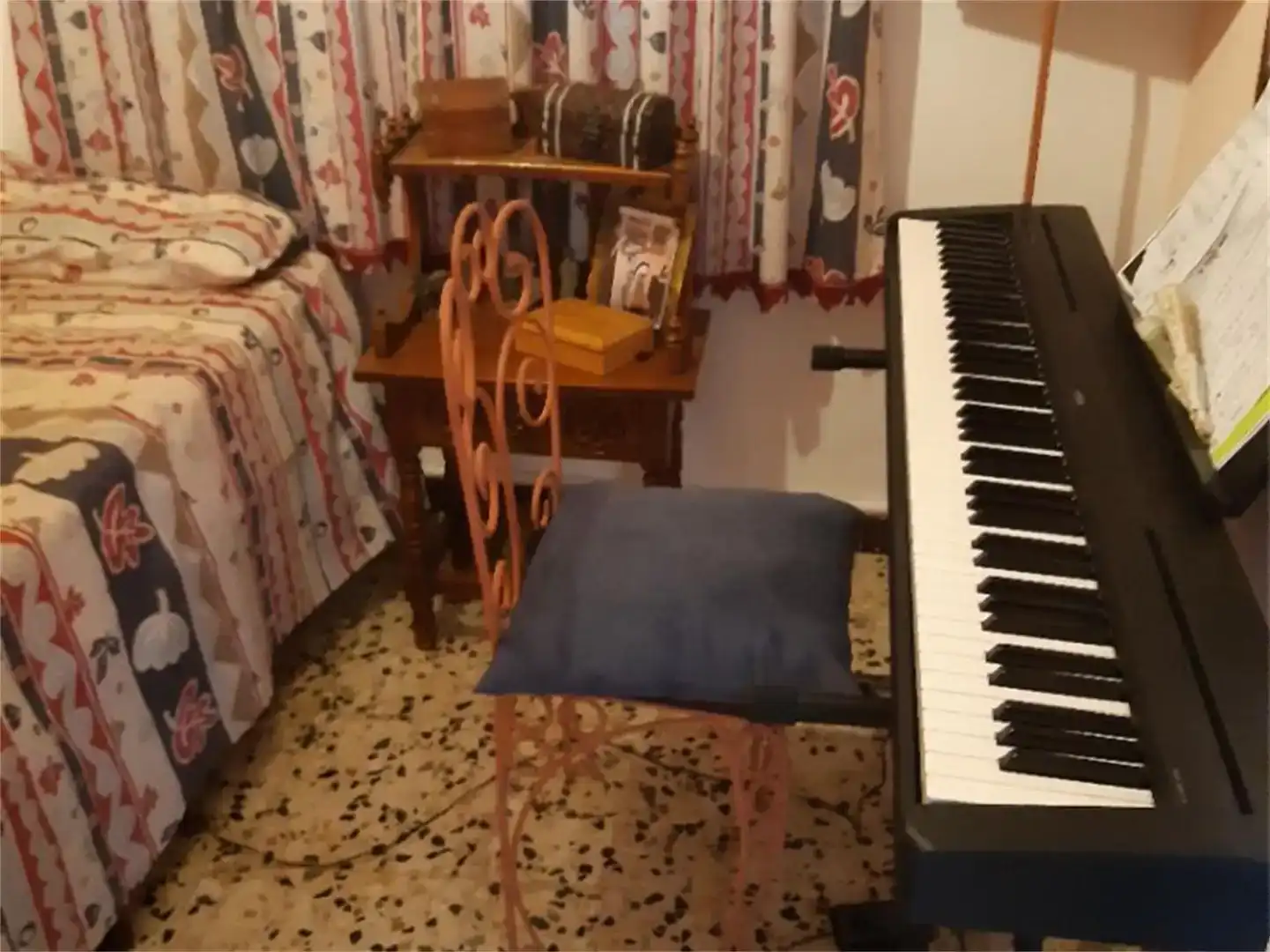 Dormitori de Finca rústica en venda en Plasencia de Jalón amb Piscina i Balcó