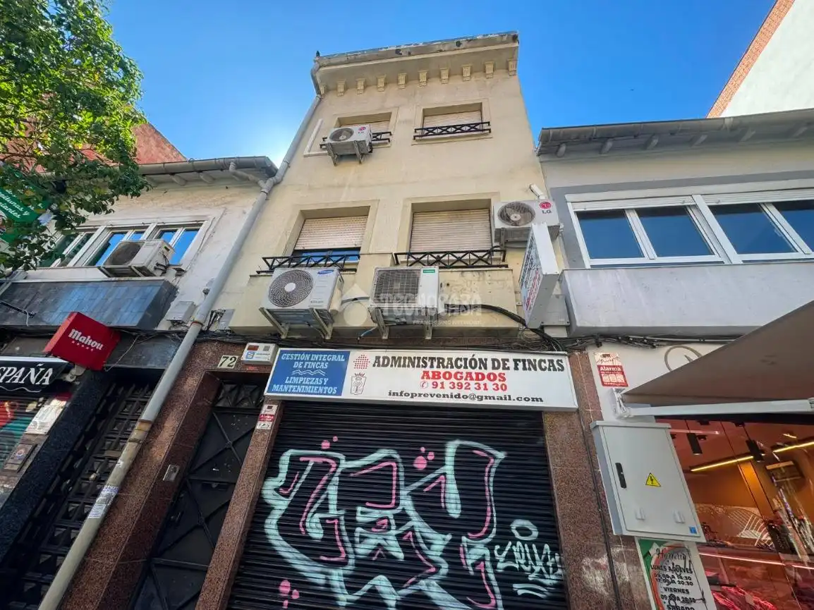 Exterior view of Buildings for sale in Madrid