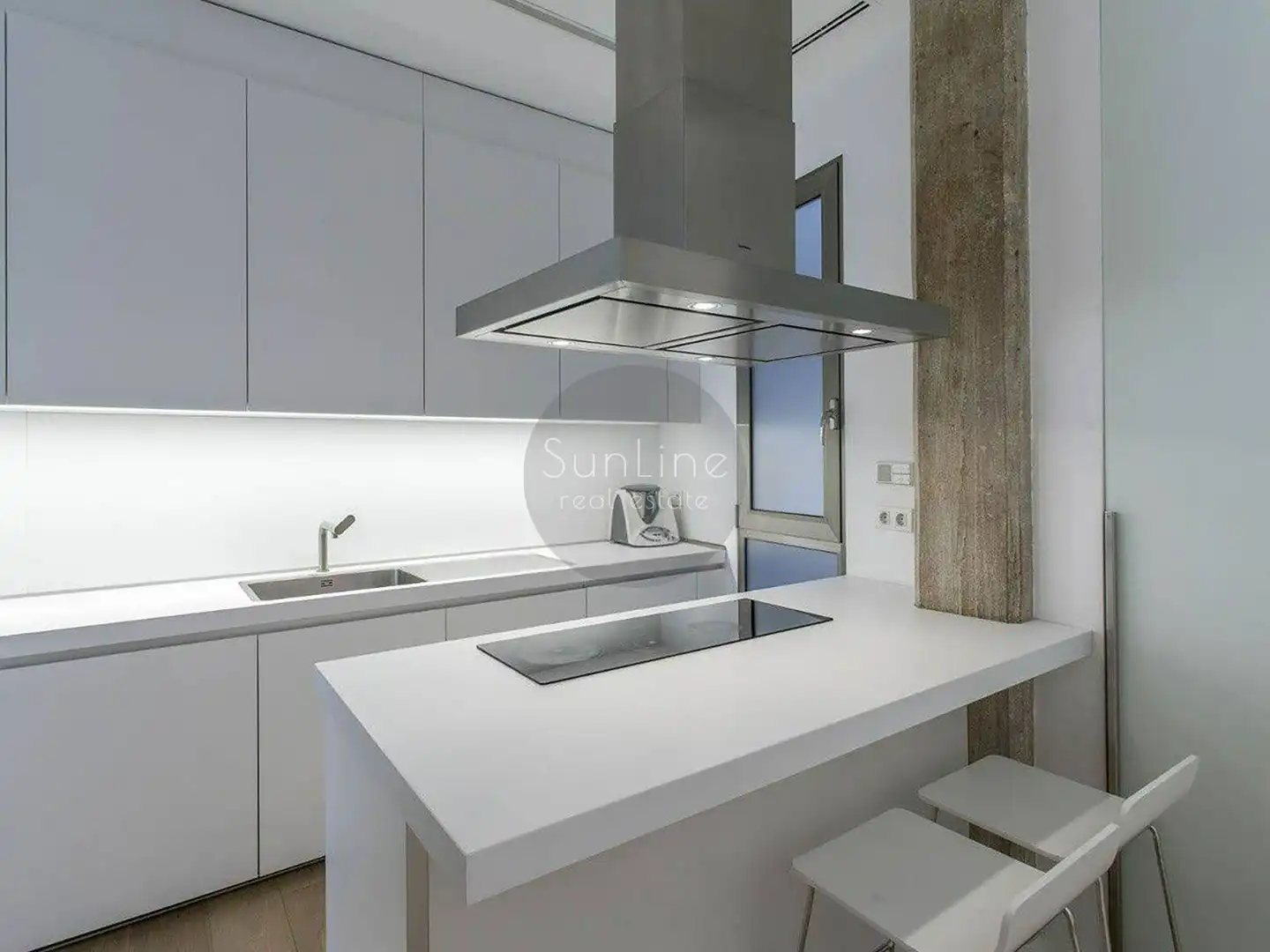 Kitchen of Flat for rent in Valencia  with Air Conditioner, Furnished and Pets allowed