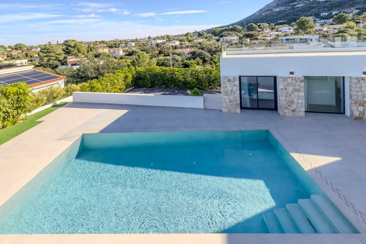 Swimming pool of Houses for sale in Dénia  with Air Conditioner, Heating and Private garden