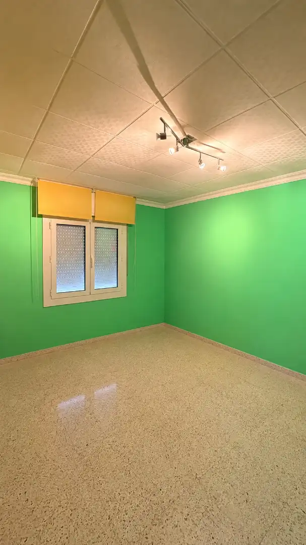Bedroom of Flat for sale in Figueres  with Air Conditioner, Heating and Furnished
