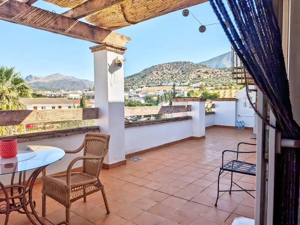 Terrasse von Dachboden zur Miete in Alcaucín, Málaga