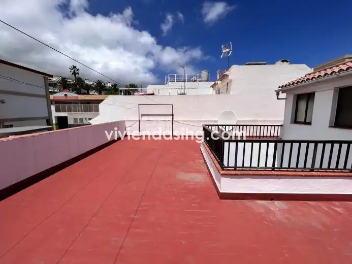 Vista exterior de Piso en venta en Los Realejos con Amueblado y Balcón