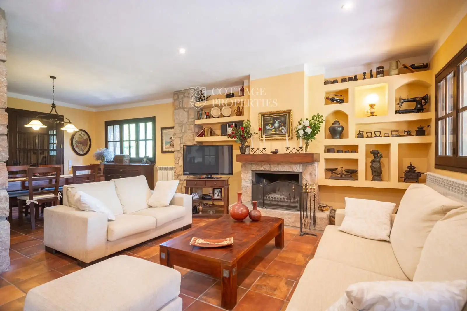 Sala de estar de Finca rústica en venta en Aguilar de Segarra con Calefacción
