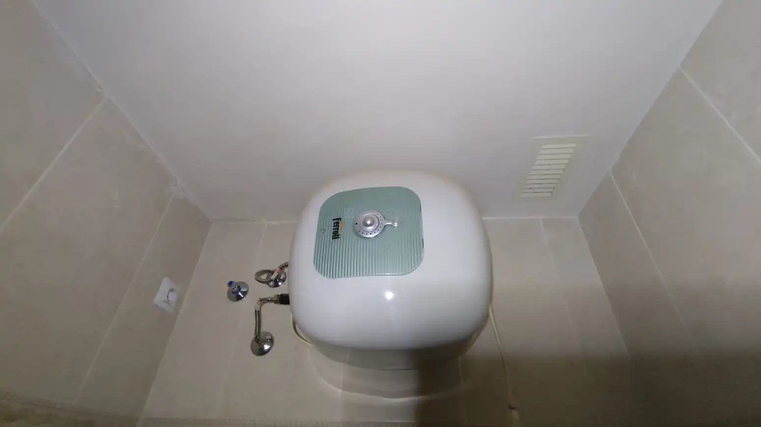 Baño de Local en venta en  Logroño