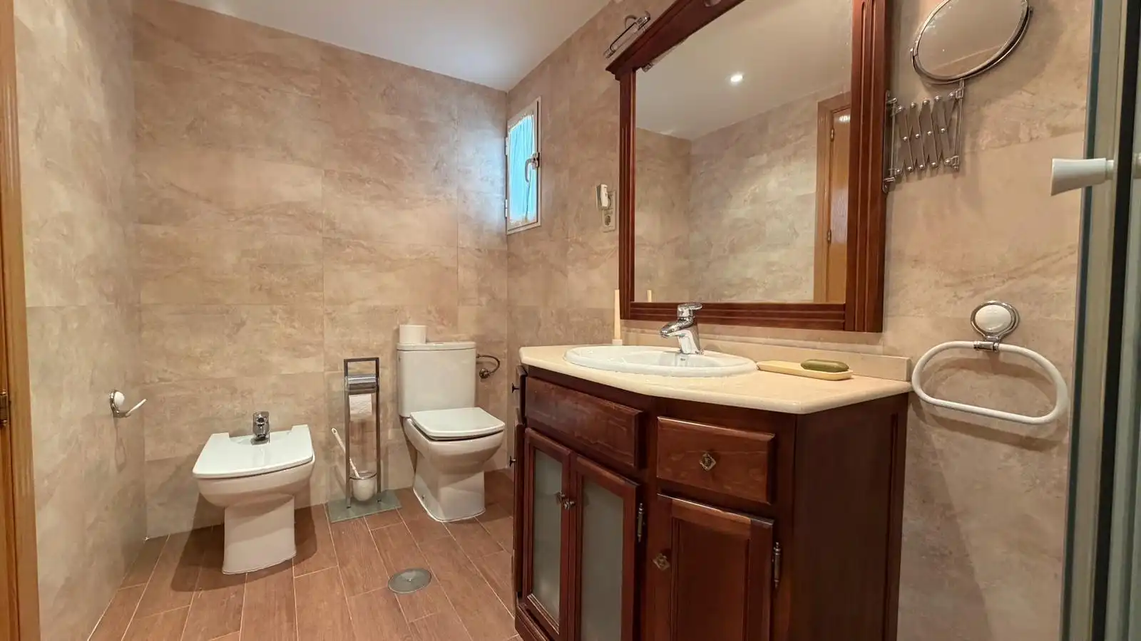 Bathroom of Flat for sale in Brihuega  with Storage room and Furnished