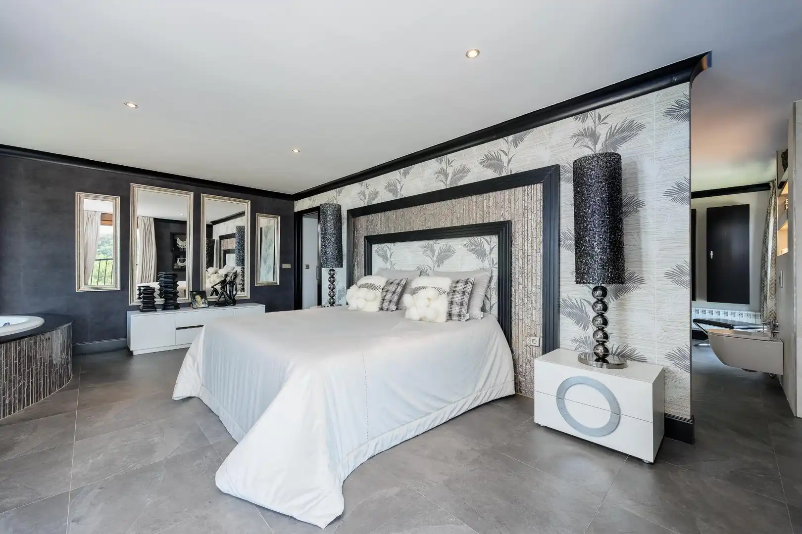 Bedroom of Houses for sale in Oia  with Air Conditioner, Heating and Private garden