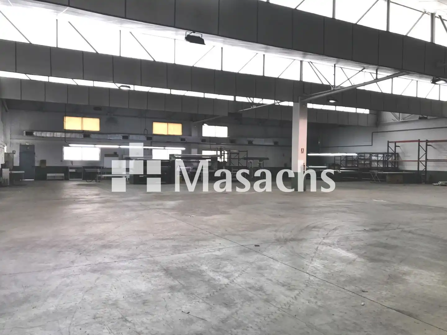 Nave industrial de alquiler en Rubí