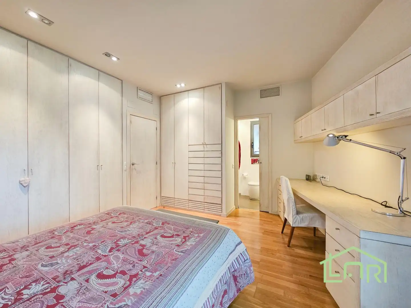 Bedroom of Flat for sale in El Centre