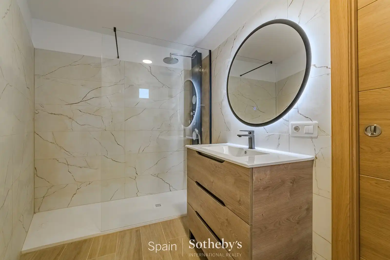 Bany de Casa o xalet en venda en San Miguel de Abona amb Aire condicionat, Jardí privat i Terrassa