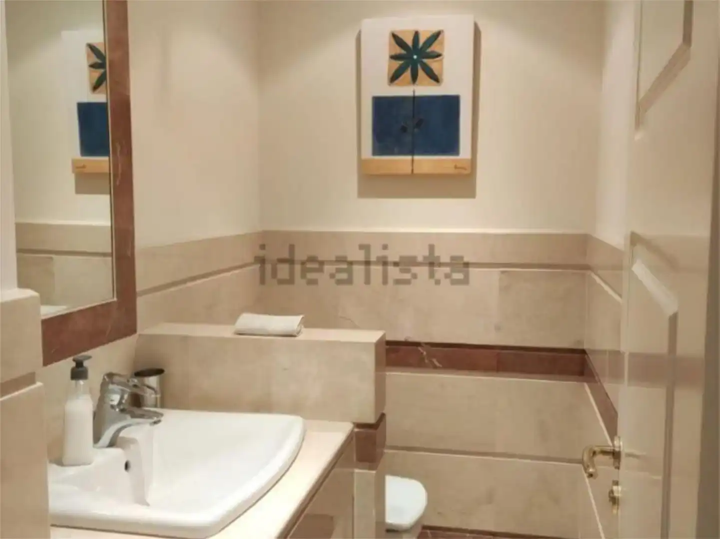 Bathroom of Flat for rent in Marbella  with Air Conditioner, Swimming Pool and Balcony