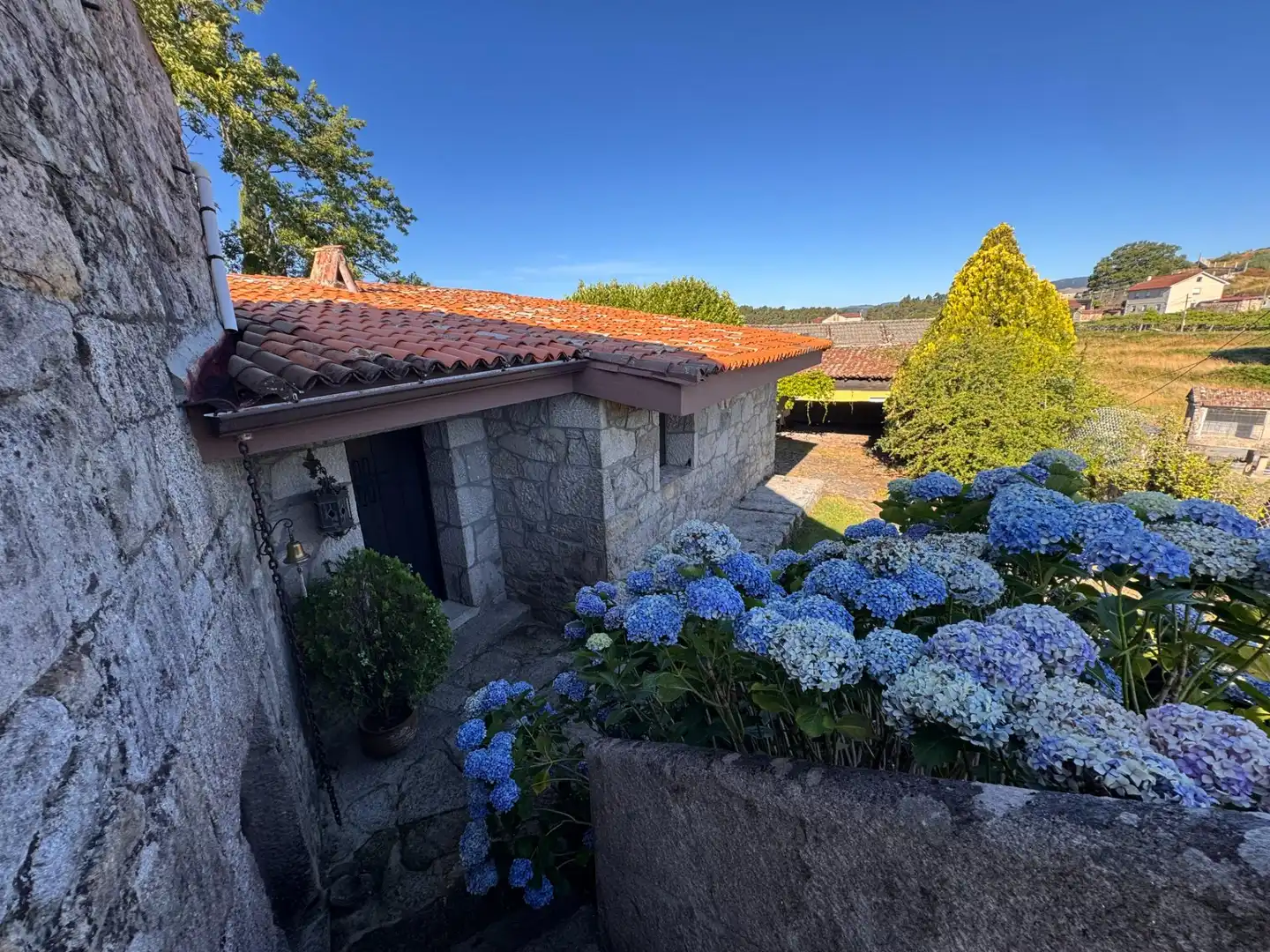 Vista exterior de Casa o chalet en venta en Pontevedra Capital  con Calefacción, Jardín privado y Terraza